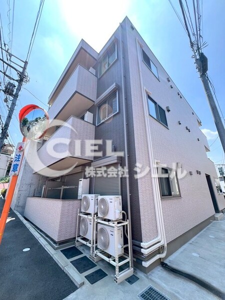 Glanfeliz外観写真