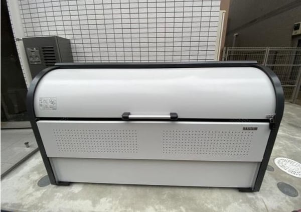 敷地内/建物