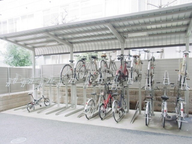 物件外観写真8　(駐輪場)