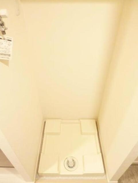 物件内観写真17　(洗濯機置き場)