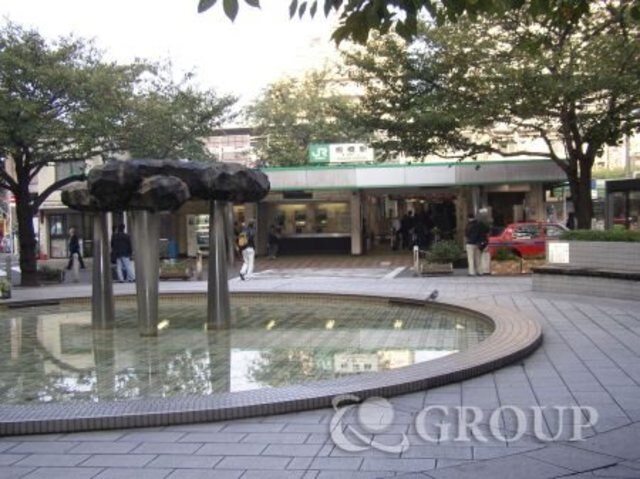 物件外観写真11　(駅周辺)