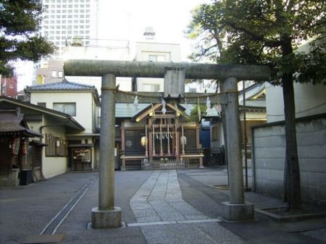 物件外観写真9　(駅周辺)