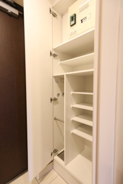 物件内観写真17　(シューズボックス)