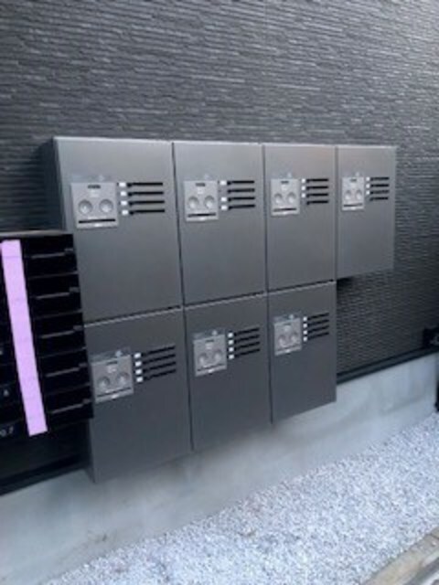 物件外観写真3　(共用部分)