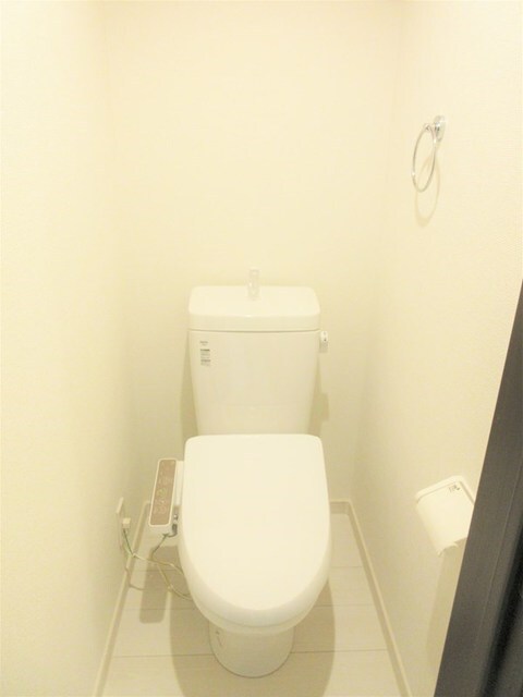 物件内観写真9　(トイレ)