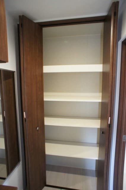 物件内観写真6　(収納)