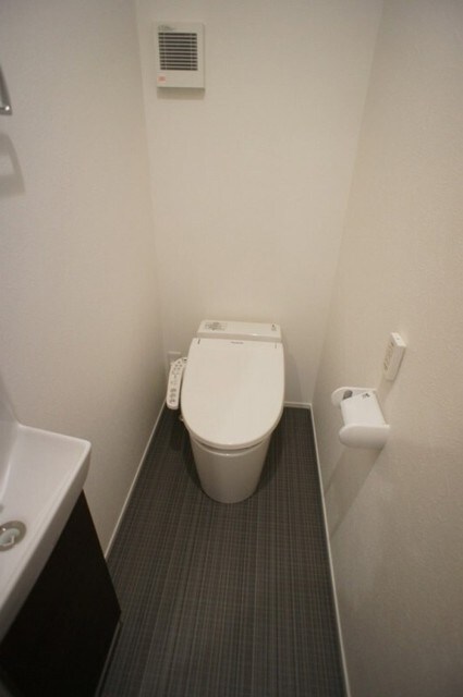 物件内観写真7　(トイレ)