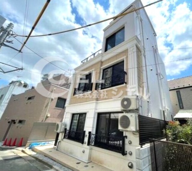 RSC西早稲田の物件外観写真