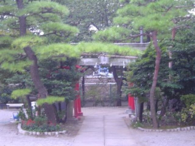 物件外観写真11　(駅周辺)