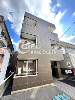 グラド新宿外観写真