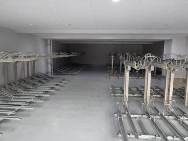 物件外観写真6　(駐輪場)