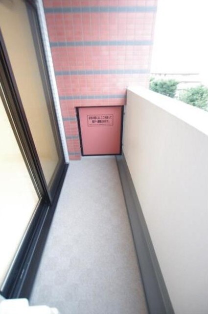物件内観写真18　(バルコニーあります)
