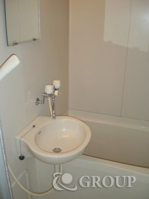 物件内観写真11　(清潔感のあるバスルーム)