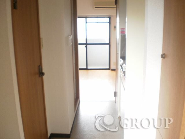 物件内観写真17　(玄関)