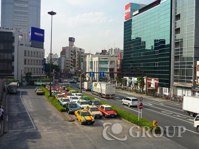 物件外観写真10　(駅周辺)