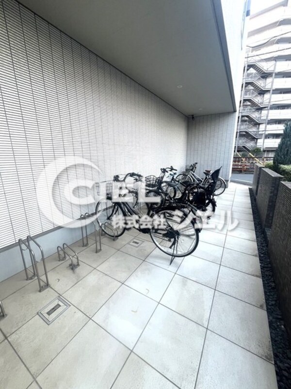 敷地内/建物