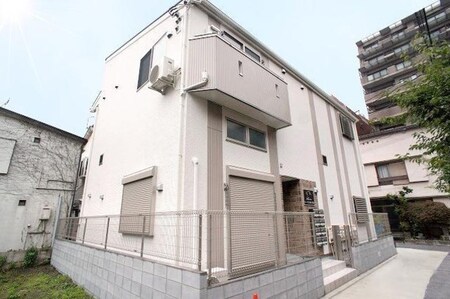 マーベラス新宿若葉外観写真