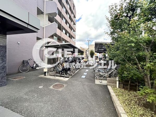 敷地内/建物