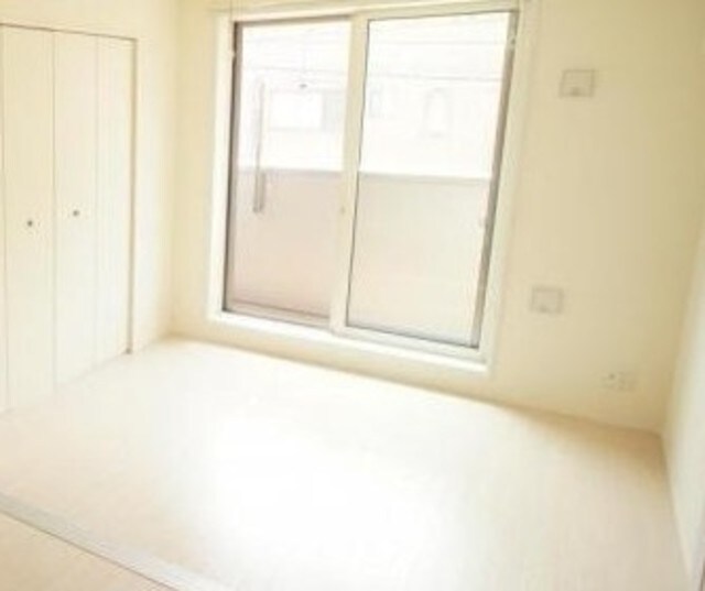 物件内観写真9　(室内はフローリングです)