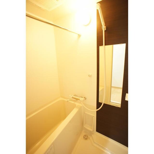 物件内観写真15　(清潔感のあるバスルーム)