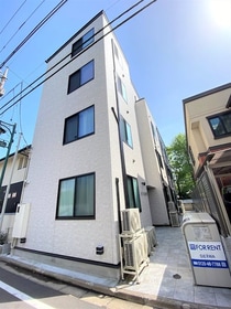 セレリア春日町の外観写真