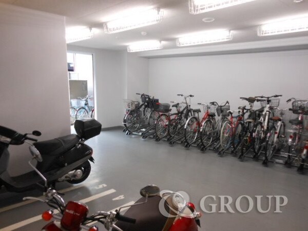 敷地内/建物(駐輪場)