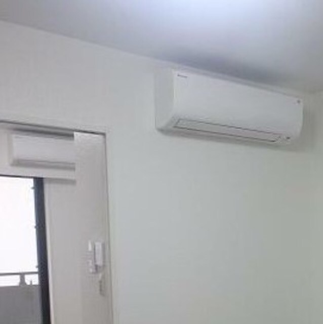 設備(エアコン2基)