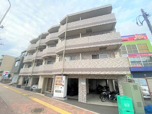 ディアレイシャス成増外観写真