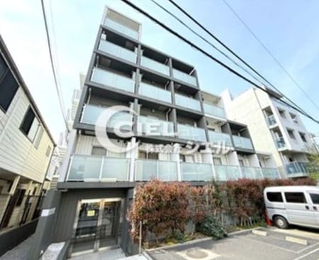 B city 高田馬場　alivie外観写真
