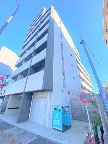AZEST赤塚新町外観写真