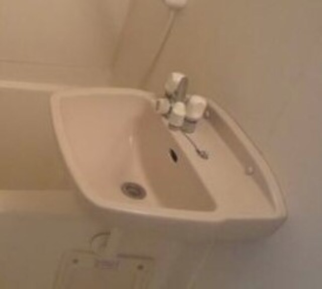 物件内観写真12　(洗面台)