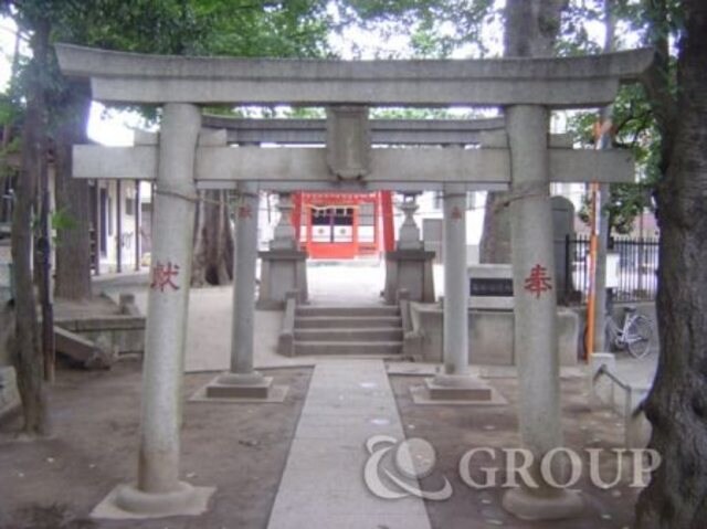 物件外観写真2　(稲荷神社)