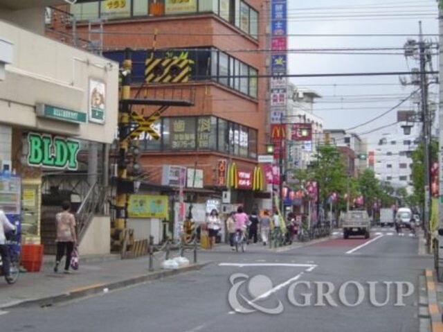 物件外観写真3　(駅周辺)