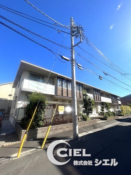 プレミアス外観写真
