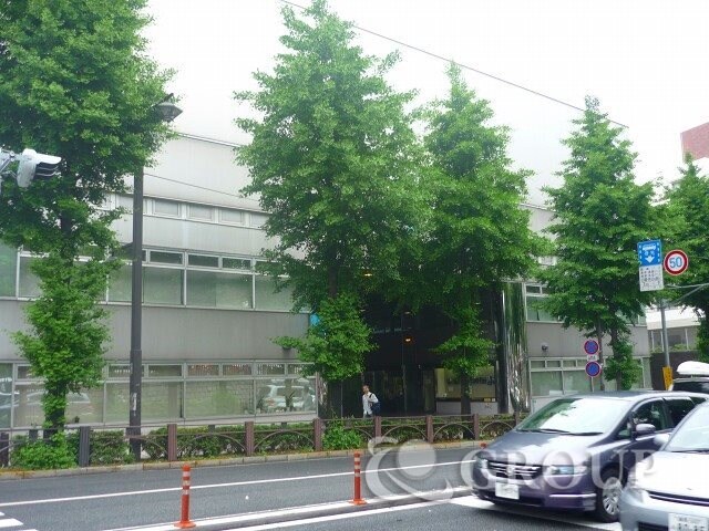 物件外観写真6　(駅周辺)