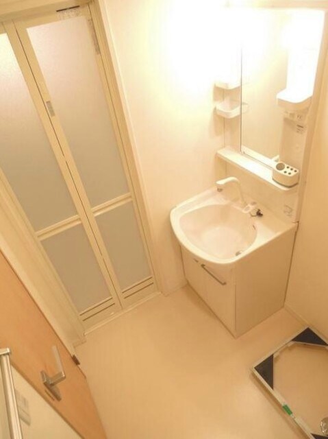 物件内観写真17　(独立洗面台)