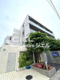 都営大江戸線 練馬駅 4階建 築10年の外観写真