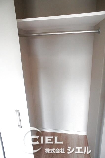 物件内観写真9　(クローゼット)