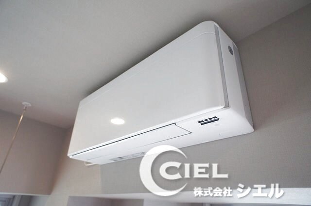 物件内観写真16　(エアコン完備)