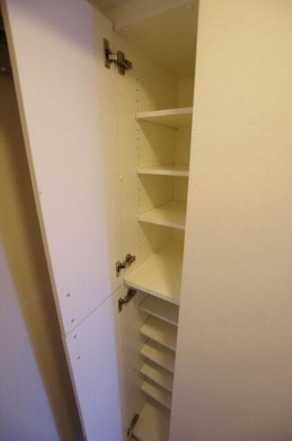 物件内観写真17　(シューズBOX完備！)