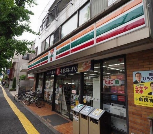 セブンイレブン文京動坂上店