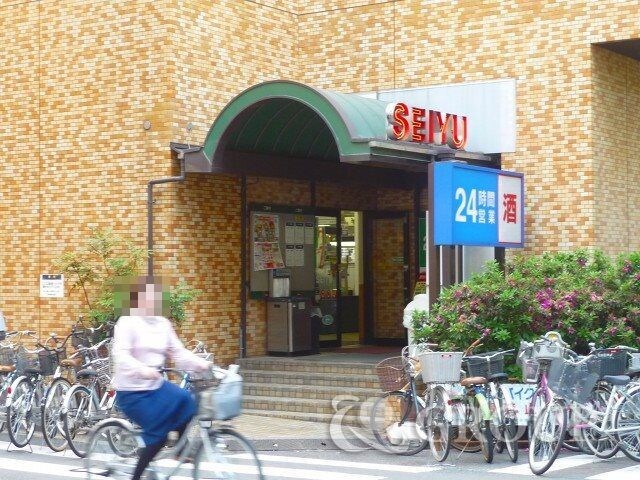 物件外観写真8　(駅周辺)