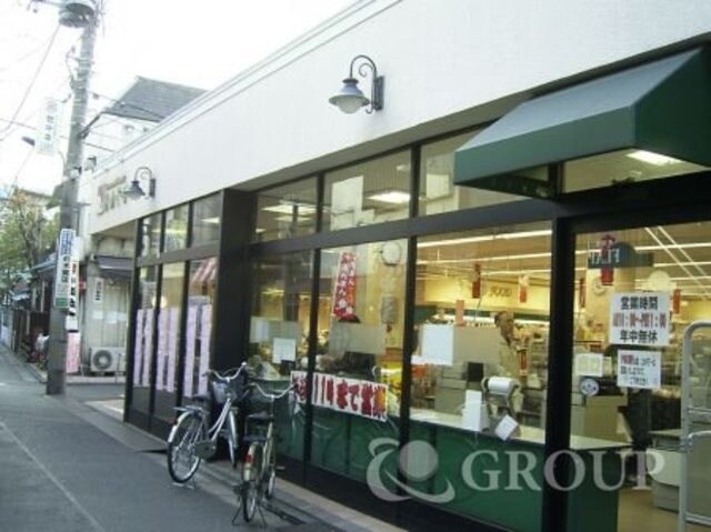 物件外観写真10　(駅周辺)