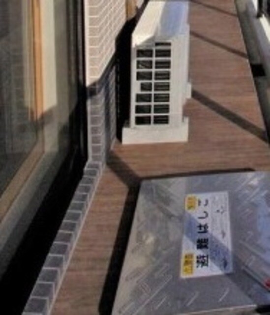 物件内観写真9　(バルコニーあります)