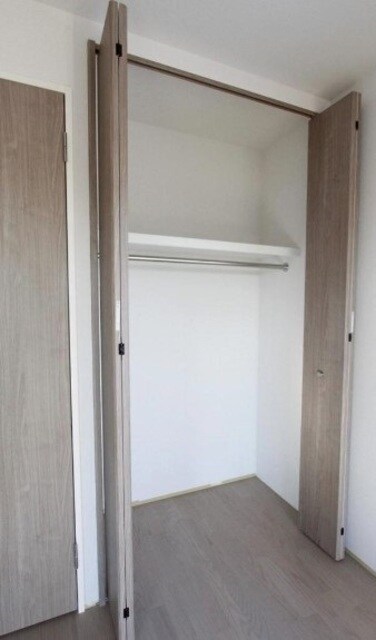 物件内観写真15　(収納)