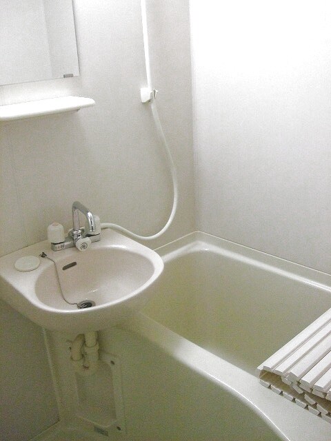 物件内観写真17　(バスルーム)