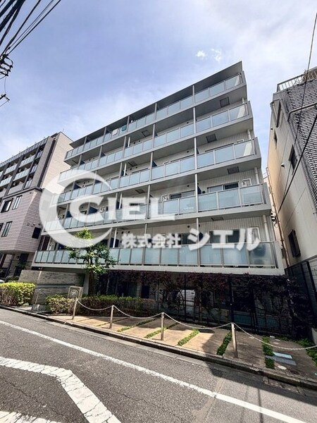 プレール・ドゥーク北新宿Ⅳ外観写真