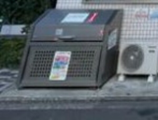 敷地内/建物