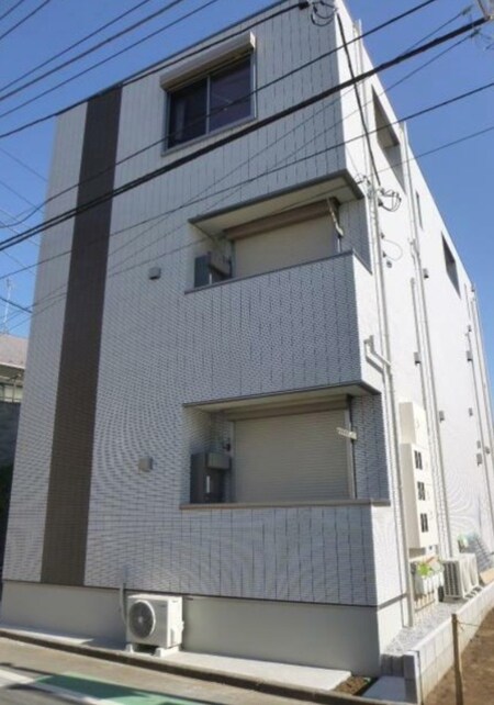 リアン ドゥ ウエハラ外観写真