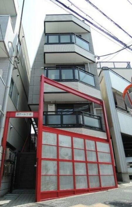 ロワール三宿外観写真